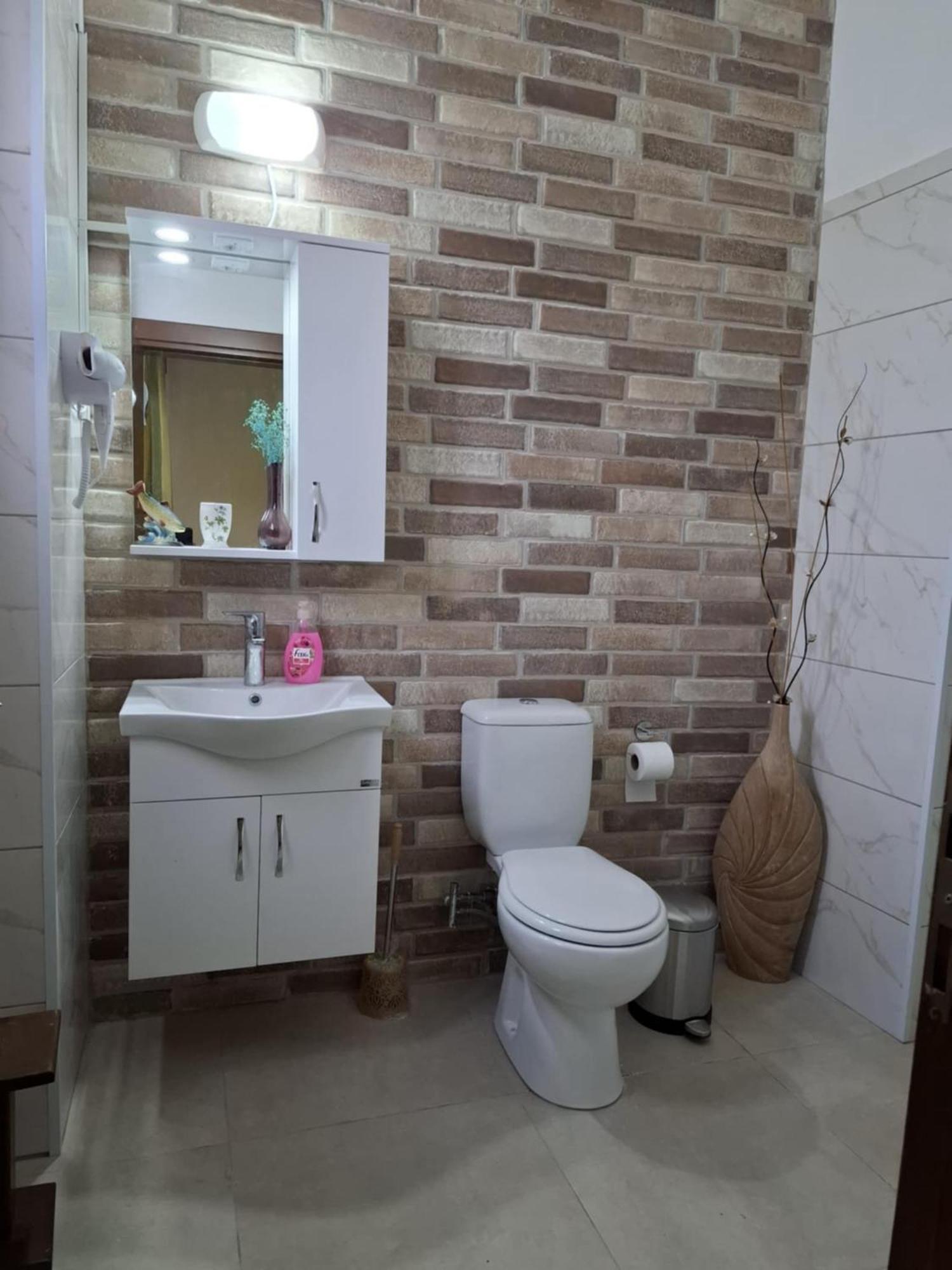 פמגוסטה Mystery Garden Guest House מראה חיצוני תמונה